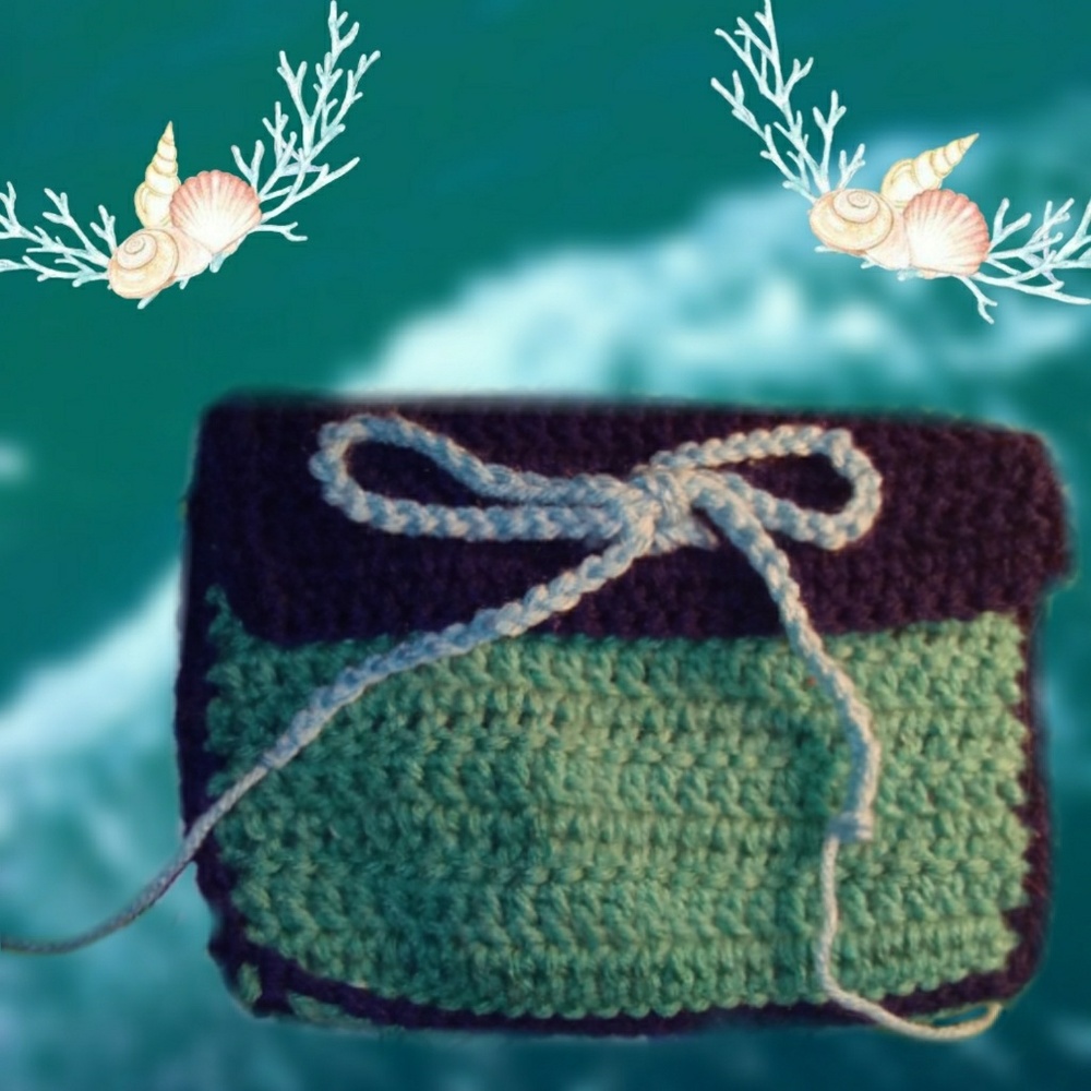 Ocean Oasis Clutch